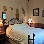 Mariposa Hotel Inn